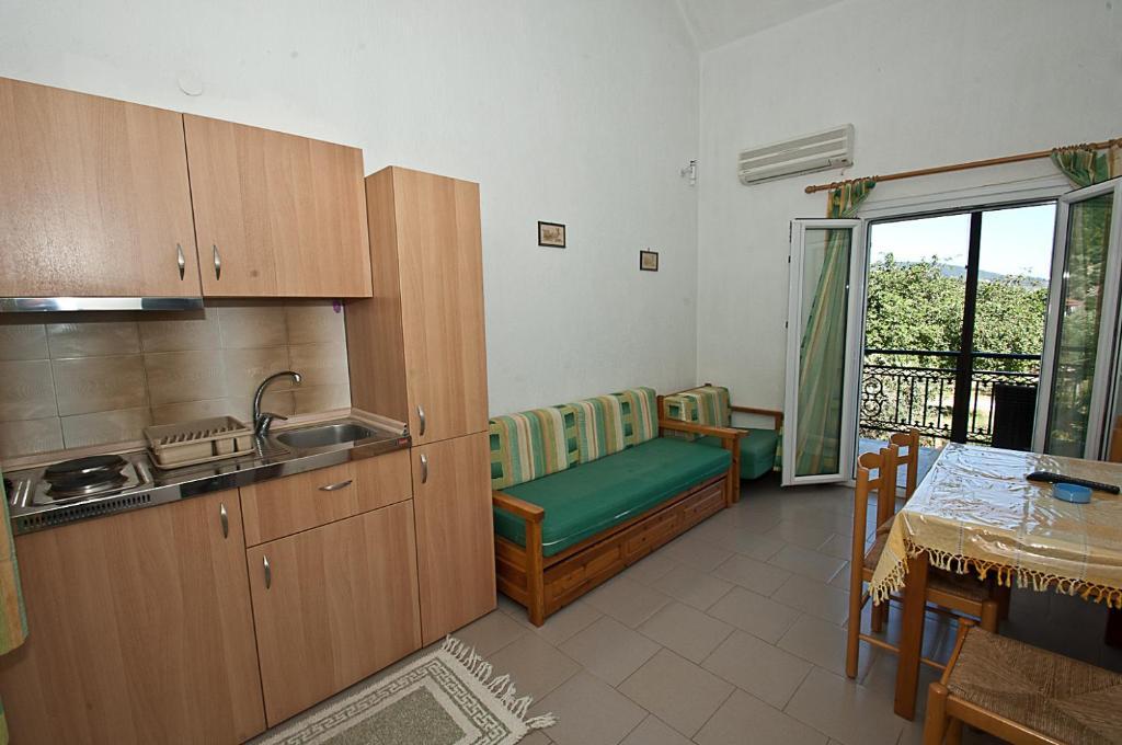 Pegasus Apartments Stafylos Habitación foto