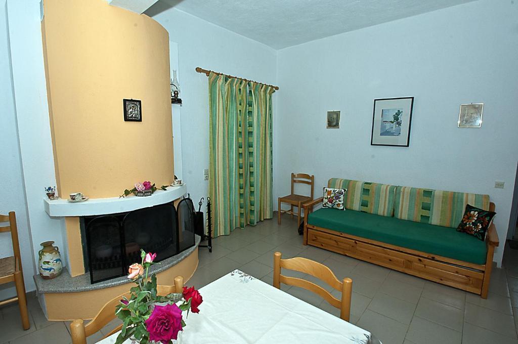 Pegasus Apartments Stafylos Habitación foto